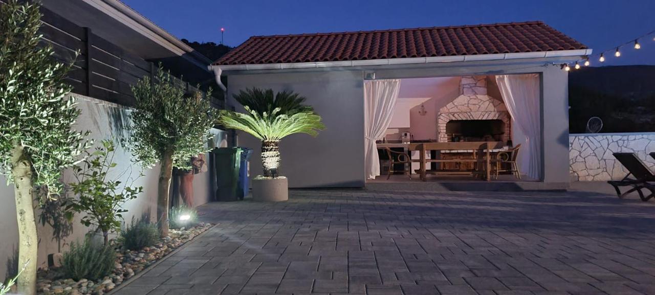 House Vallis Aurea โปวิเล ภายนอก รูปภาพ